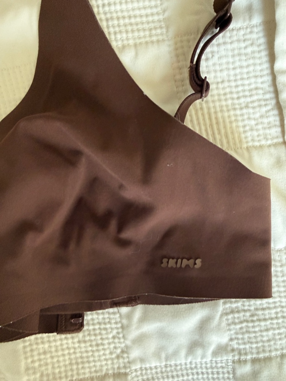SKIMS Brown Seamless Wireless Bra - Picture 2 of 4